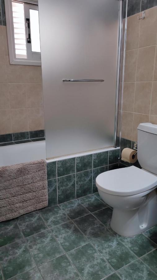 Isabella Modern Flat City Center Нікосія Екстер'єр фото