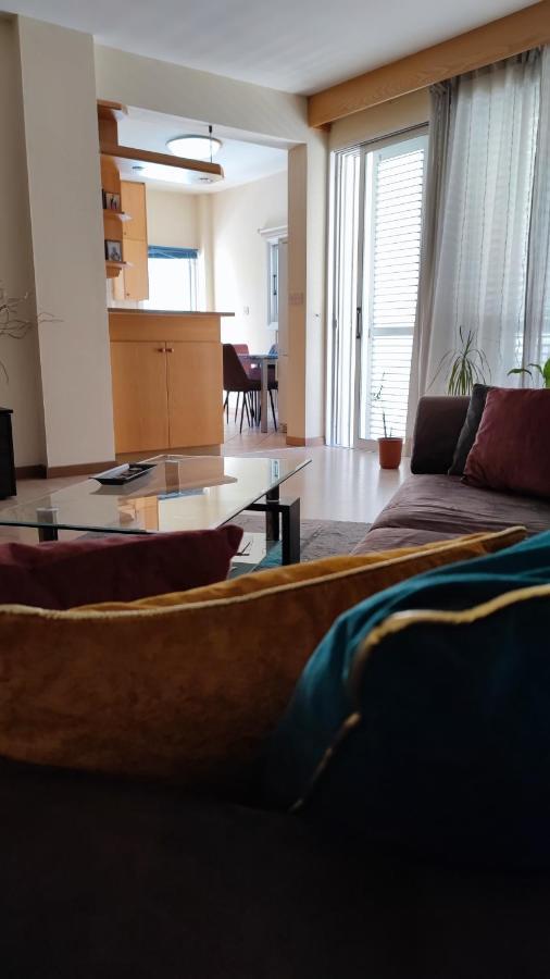 Isabella Modern Flat City Center Нікосія Екстер'єр фото