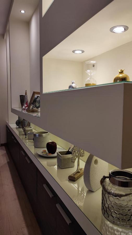 Isabella Modern Flat City Center Нікосія Екстер'єр фото